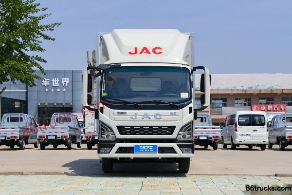 JAC Lingpao L6 CNG 150hp 4X2(6 wheels) Xingrui 6-speed 3.82m semi-row van light truck Exterior (2) | 86Trucks