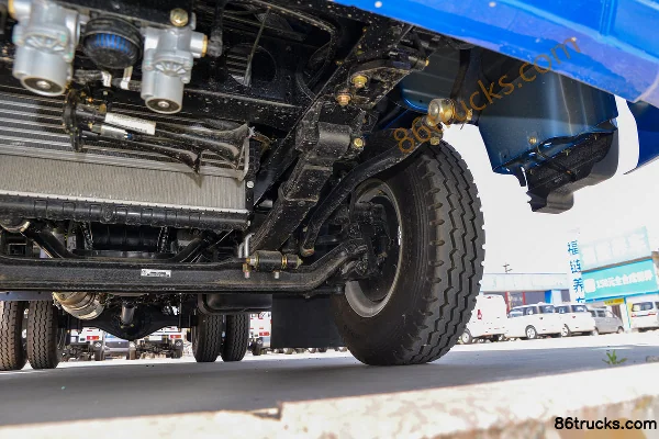 Feidi V3 Series 129 hp 4X2(6 wheels) 4.81m crew cab flatbed light truck Chassis (3) | 86Trucks