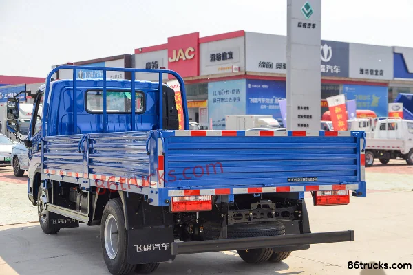 Feidi V3 Series 124 hp 4X2(6 wheels) 4.2m Flatbed Light Truck with Single Row Cab Body (3) | 86Trucks