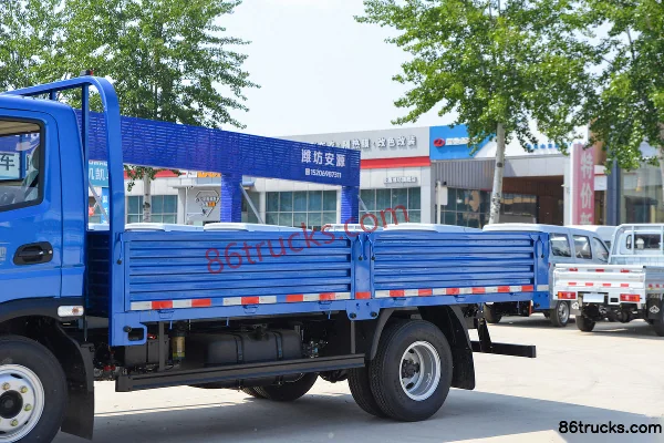 Feidi V3 Series 124 hp 4X2(6 wheels) 4.2m Flatbed Light Truck with Single Row Cab Body (2) | 86Trucks