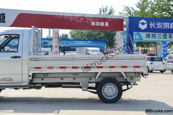 Chenggong Zebra 2024 Comfort Type 1.5L 116hp 4X2(6 wheels) Gasoline 2.55m Double Row Flatbed Light Truck Body (2) | 86Trucks