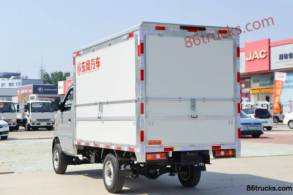 Dongfeng Xiaobawang W08 1.6L 123hp 4X2(6 wheels) 3.05m single-row wing-opening box truck (single rear tire) Body (3) | 86Trucks