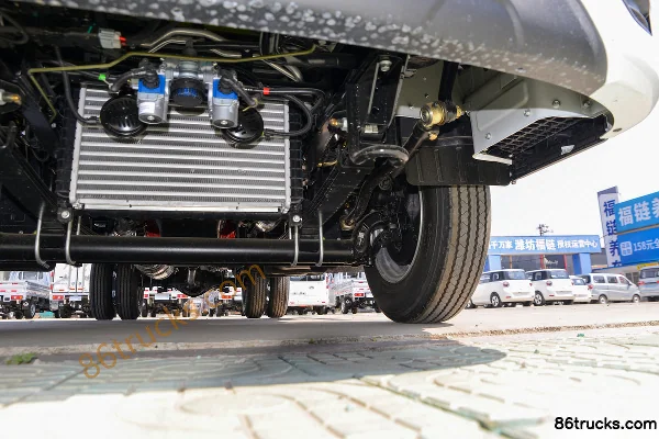 Forland Leader S1 2.3L Diesel 122hp 4X2(6 wheels) WLY 5-Speed 3.94m Single Row Flatbed Light Truck Chassis (3) | 86Trucks