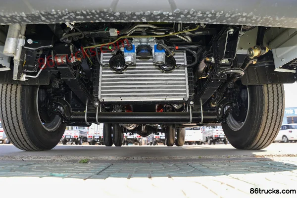 Forland Leader S1 2.3L Diesel 122hp 4X2(6 wheels) WLY 5-Speed 3.94m Single Row Flatbed Light Truck Chassis (1) | 86Trucks