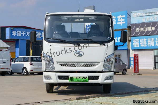 Yuejin Dana T2 Hydraulic Brake 4.2m Single Row Pure Electric Panel Light Truck Lishen 74.47kWh 4X2(6 wheels) Exterior (2) | 86Trucks