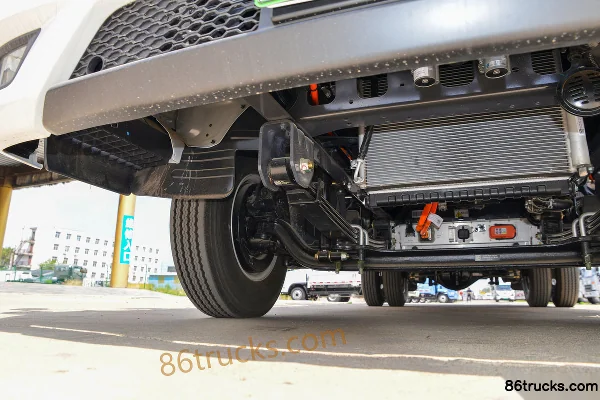 Auman Zhilan ES 4.5T 4.17m Single-row Pure Electric Stake Truck (Air Brake) 100.46kWh 4X2(6 wheels) Chassis (2) | 86Trucks