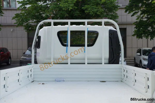 Feidi 7 2.7L CNG 190 ch 4X2(6 roues) Fast Gear 8-speed air brake 4.15m single row flatbed light truck Carrosserie (3) | 86Trucks