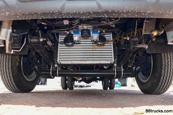 Times Leader S1 2.5L Diesel 150hp 4X2(6 wheels) WLY 5-Speed Air Brake 3.85m Single Row Van Small Truck Chassis (1) | 86Trucks