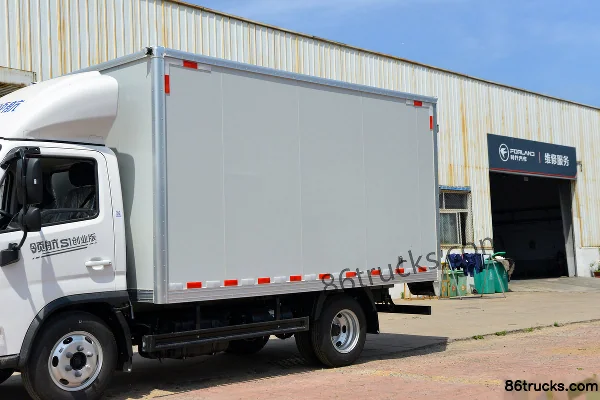 Times Leader S1 2.5L Diesel 150hp 4X2(6 wheels) WLY 5-Speed Air Brake 3.85m Single Row Van Small Truck Body (1) | 86Trucks
