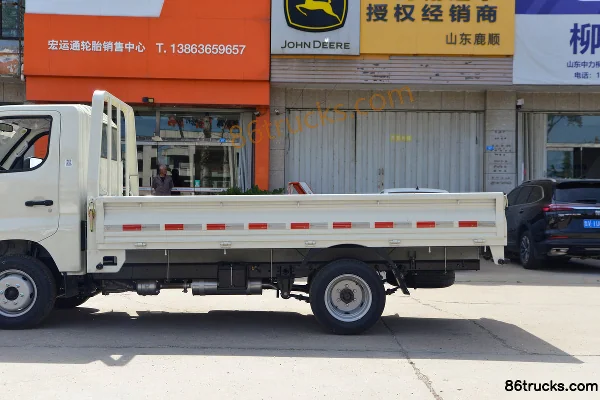Foton Xiangling M1 Pro Luxe 1.6L 122 ch 4X2(6 roues) Essence Camion plateau simple cabine 3,05 m (pneu arrière simple) Carrosserie (2) | 86T
