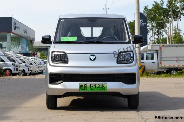 Foton Q Split Body 2.5m Double Row Pure Electric Stake Mini Truck Aiyike 50.23kWh 4X2(6 wheels) Exterior (2) | 86Trucks