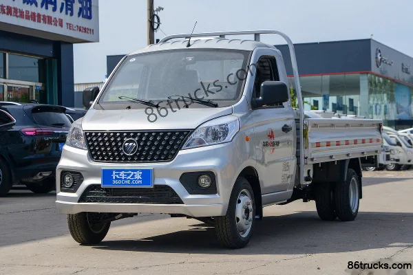 Foton Xiangling V2 Basic 1.6L 122hp 4X2(6 wheels) Gasoline 3.3m Single Row Stake Truck Exterior (3) | 86Trucks