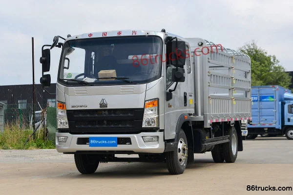 Sinotruk HOWO Hanjiang M 145 hp 4X2(6 wheels) 3.65m single-row cage cargo light truck (WLY 8-speed) Exterior (3) | 86Trucks