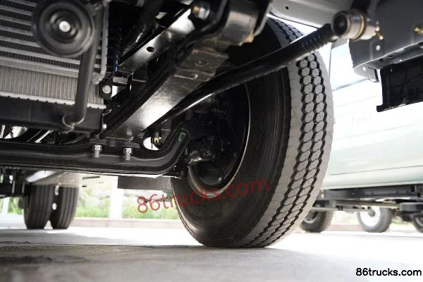 Feidi MV5 2L CNG 150hp 4X2(6 wheels) Fast Gear 8-speed 3.85m single-row panel van light truck Chassis (3) | 86Trucks