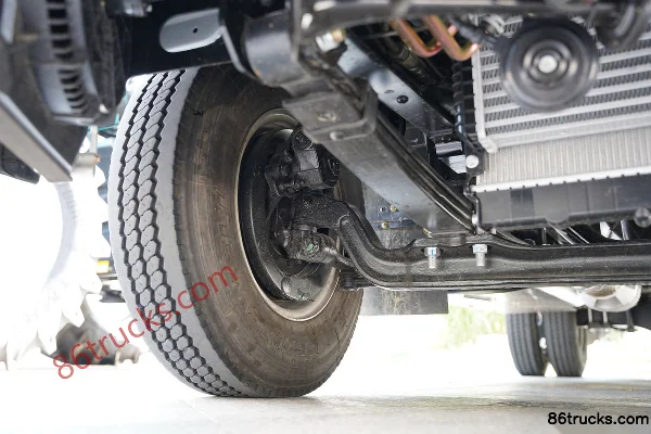 Feidi MV5 2L CNG 150hp 4X2(6 wheels) Fast Gear 8-speed 3.85m single-row panel van light truck Chassis (2) | 86Trucks
