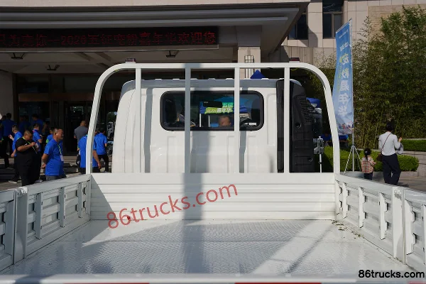 Feidi MV5 2L CNG 150hp 4X2(6 wheels) Fast Gear 8-speed 3.85m single-row panel van light truck Body (1) | 86Trucks