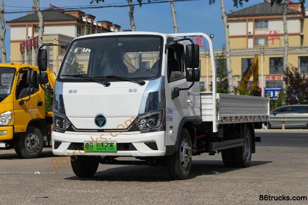 Foton Zhilan EM 3.94m Semi-cab Pure Electric Panel Van Micro Truck Yiwei 81.59kWh 4X2(6 wheels) Exterior (3) | 86Trucks