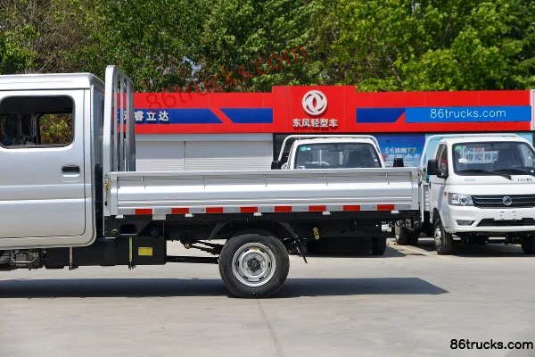 Dongfeng W08 Luxury Edition 1.6L Gasoline 123hp 4X2(6 wheels) Mengwo 5-Speed Single Rear Tire 2.5m Double Row Flatbed Mini Truck Body (2)