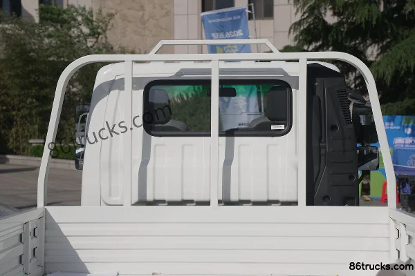 Feidi MV3 2L CNG 122hp 4X2(6 wheels) WLY 5-speed 4.15m single-row flatbed light truck Body (3) | 86Trucks