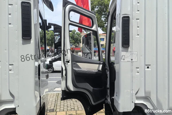 Foton Jidian Biaoding 4.2m Single Row Pure Electric Van Light Truck CATL 100kWh 4X2(6 wheels) Cab (1) | 86Trucks