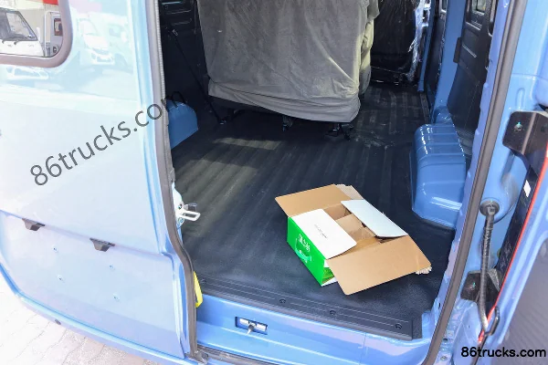 Dongfeng V8E 2026 Comfort Edition 6-seat electric light bus FinDreams 50.48kWh Body (2) | 86Trucks