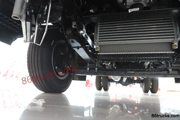 JAC Junling A6 2.5L Diesel 170hp 4X2(6 wheels) Fast Gear 8-speed 4.18m Single Row Flatbed Light Truck Chassis (2) | 86Trucks