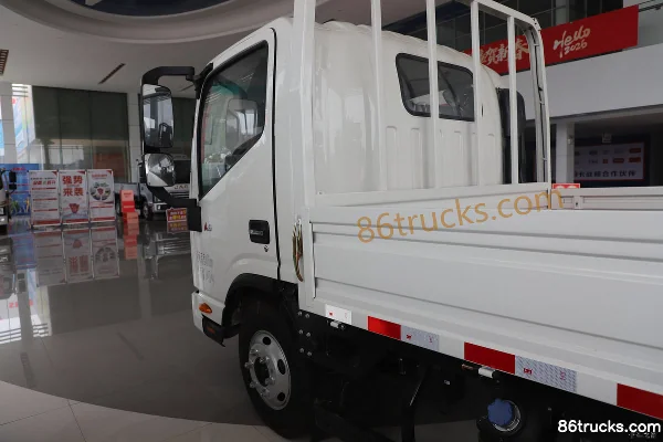 JAC Junling A6 2.5L Diesel 170hp 4X2(6 wheels) Fast Gear 8-speed 4.18m Single Row Flatbed Light Truck Body (2) | 86Trucks