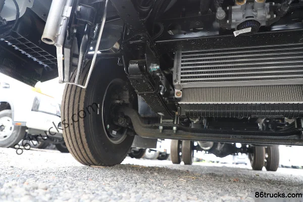 JAC Junling A6 2.5L Diesel 170hp 4X2(6 wheels) Xingrui 6-speed 4.15m single-row van light truck Chassis (2) | 86Trucks