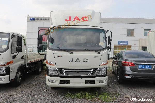 JAC Junling V7 141 hp 4X2(6 wheels) 6.2 m single-row van cargo truck Exterior (2) | 86Trucks