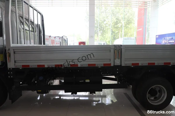 JAC Shuailing S9 170 ch 4X2(6 roues) camion léger plateau 4,18 m cabine simple (Fast Gear 8 vitesses) Carrosserie (2) | 86Trucks