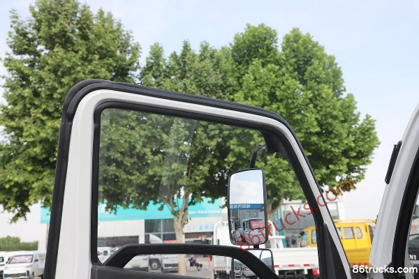 Foton Aumark M 2.0L 144 hp 4X2(6 wheels) Gasoline 3.815m Single Row Box Mini Truck Cab (3) | 86Trucks