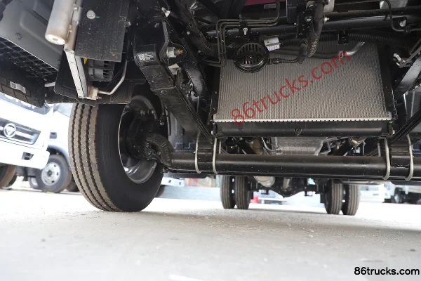 Foton Aumark M 2.0L 144 hp 4X2(6 wheels) Gasoline 3.815m Single Row Box Mini Truck Chassis (2) | 86Trucks