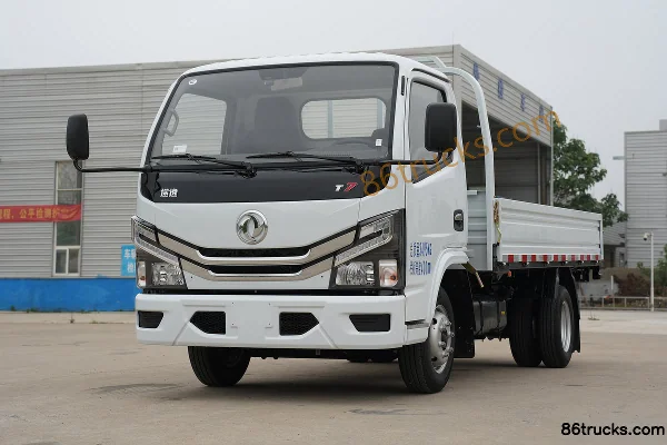 Dongfeng T7 Pro 2026 1.6L essence 120 ch 4X2(6 roues) 5 vitesses frein hydraulique 4,2 m camion plateau simple cabine Extérieur (3) | 86Truc
