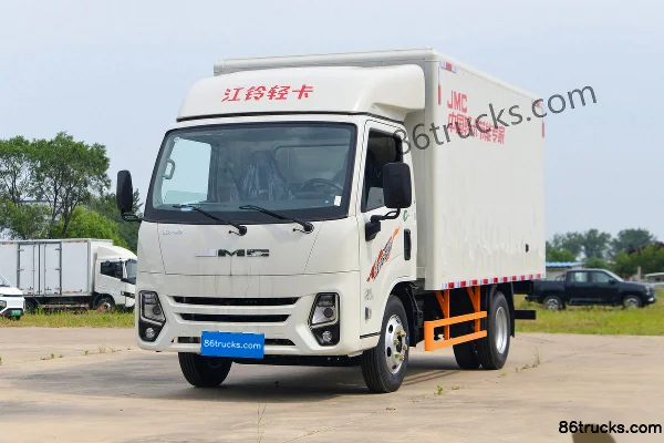 JMC New Shunda Standard Edition 2.5L Diesel 136hp 4X2(6 wheels) WLY 5-Speed 3.7m Single Row Van Light Truck Exterior (3) | 86Trucks