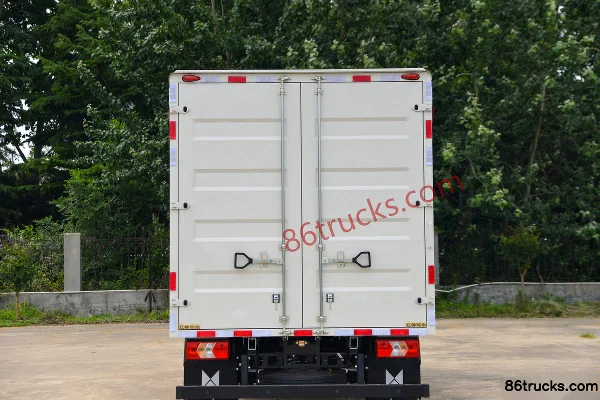 JMC Kaiwei Medium Body 143hp 4X2(6 wheels) 4.2m Single Row Van Light Truck (China VI)(Air Brake) (3) | 86Trucks
