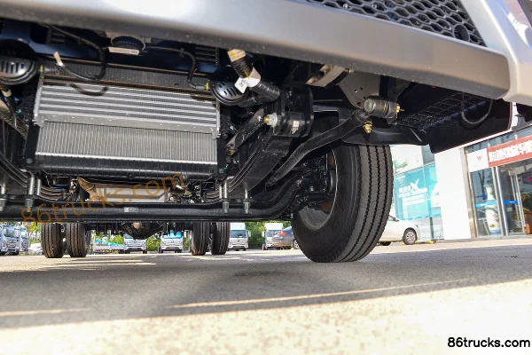 Foton S1 Changying Edition 2.5L Diesel 189 hp 4X2(6 wheels) WLY 6-Speed 4.14m Single Row Van Light Truck Chassis (3) | 86Trucks