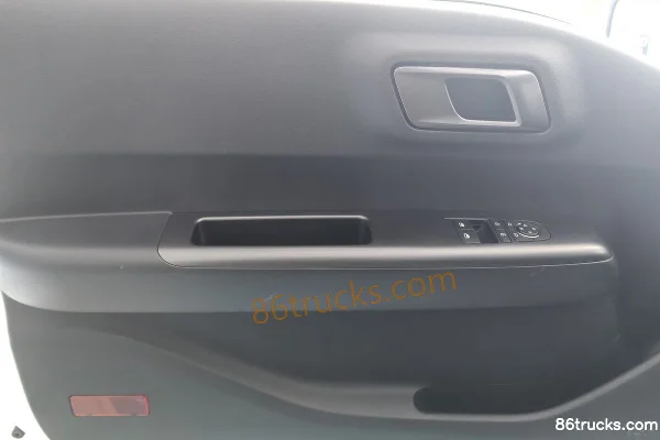 BYD T4 Tech Edition 3.7m Single Row Pure Electric Box Light Truck BYD 62.36kWh 4X2(6 wheels) Cab (3) | 86Trucks