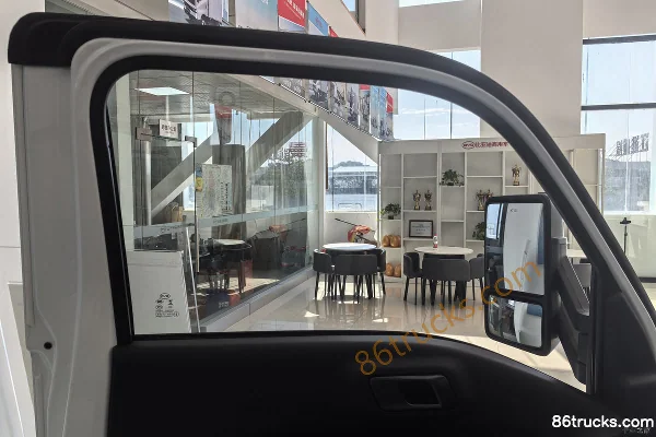 BYD T4 Tech Edition 3.7m Single Row Pure Electric Box Light Truck BYD 62.36kWh 4X2(6 wheels) Cab (2) | 86Trucks