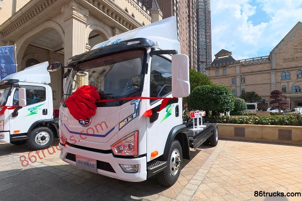 FAW Jiefang Hu 6G Heavy-Duty Edition 4.16m Single Row Pure Electric Van Truck Fudi 150.834kWh 4X2(6 wheels) Exterior (3) | 86Trucks