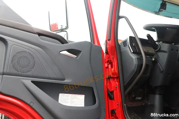 Dongfeng M3V 6.4L Diesel 300hp 4X2(6 wheels) Fast Gear 10-speed 4.5m Dump Truck Cab (3) | 86Trucks