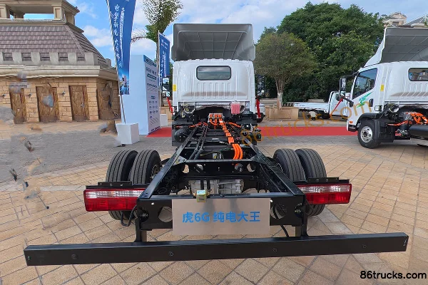 FAW Jiefang Hu 6G Composite Edition 4.16m Single Row Pure Electric Van Light Truck CATL 140.41kWh 4X2(6 wheels) Exterior (3) | 86Trucks