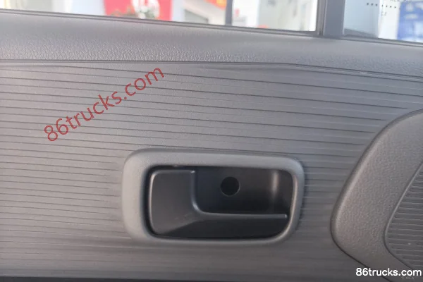 Changan Kuayue Xingta S5 Deluxe Edition 1.6L CNG 105 hp 4X2(6 wheels) WLY 5-Speed 3.8m Single Row Flatbed Mini Truck Cab (1) | 86Trucks
