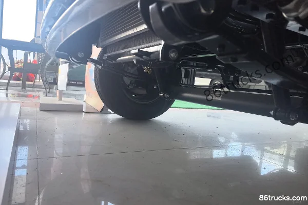 Changan Kuayue Xingta S5 Deluxe Edition 1.6L CNG 105 hp 4X2(6 wheels) WLY 5-Speed 3.8m Single Row Flatbed Mini Truck Chassis (1) | 86Trucks