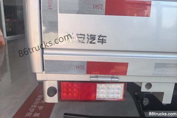 Changan Kuayue Xingta S5 Deluxe Edition 1.6L CNG 105 hp 4X2(6 wheels) WLY 5-Speed 3.8m Single Row Flatbed Mini Truck Body (3) | 86Trucks