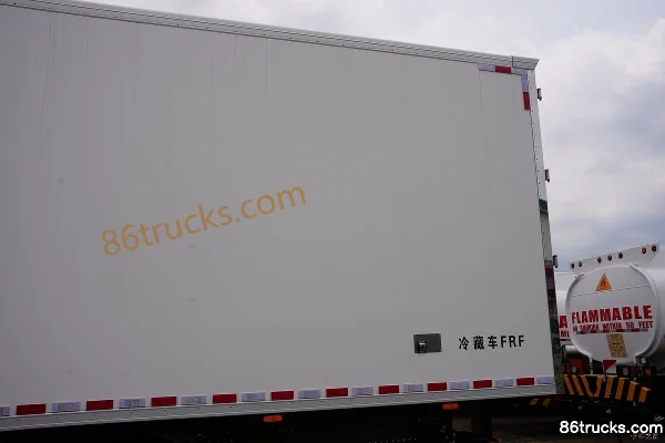 Sitrak G5 330 hp 4X2(6 wheels) Diesel AMT Automatic 6.9m Refrigerated Truck Body (3) | 86Trucks
