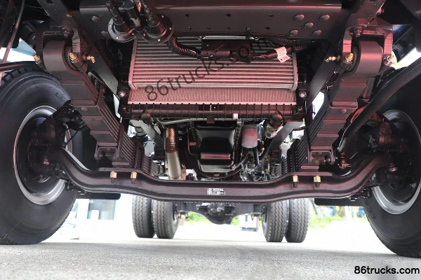Dongfeng L2 2.5L Diesel 160 hp 4X2(6 wheels) Fast Gear 10-Speed 3m Dump Truck Chassis (1) | 86Trucks
