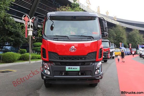 Dongfeng M3V 4.3L Diesel 200 hp 4X2(6 wheels) Fast Gear 10-speed 4.2m Day Cab Dump Truck Exterior (2) | 86Trucks