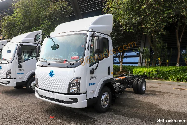 Dongfeng Yiwei 2 Air Brake 4.165m Single Row Pure Electric Box Light Truck CALB 133.947kWh 4X2(6 wheels) Exterior (3) | 86Trucks