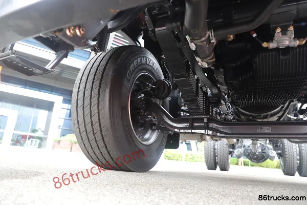 Dongfeng H5V 12.5L diesel 520 ch 4X2(6 roues) Fast Gear 12 vitesses camion benne Châssis (2) | 86Trucks