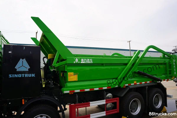 Sinotruk HOWO TX EV 8X4(12 wheels) 5.6m Semi-Sleeper Electric Dump Truck Body (1) | 86Trucks